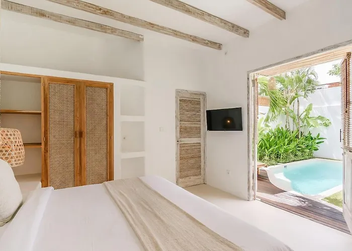 Arya Large 200sqm 2br Pool Bumbak Canggu (Bali)