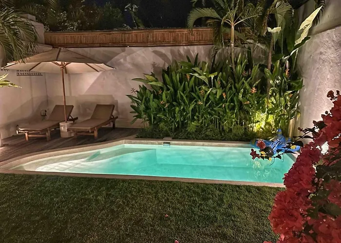 Arya Large 200sqm 2br Pool Bumbak Villa *
